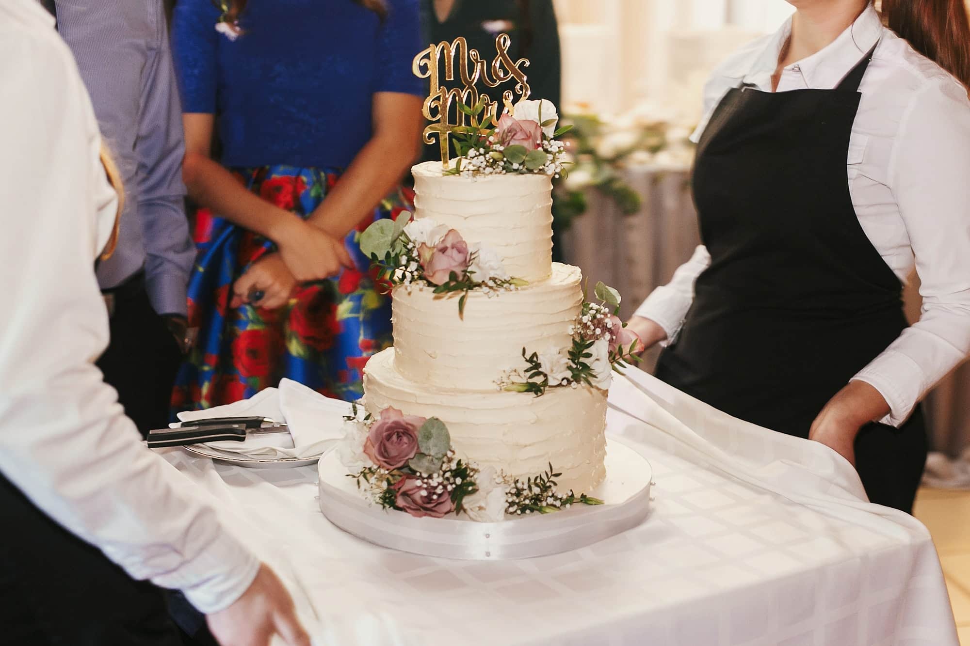 Modern wedding cake at wedding reception